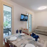 Marina 2 Apartamento *