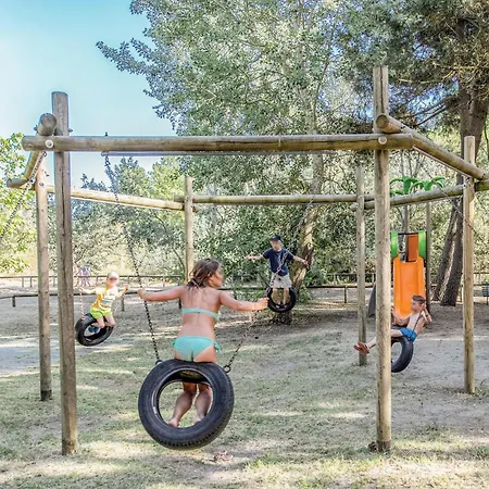 Appartement Marina 2 *